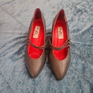 New In Box!! Vintage Prima Pillows Highheels Size 8 1/2 W/Extra Heel Top Pieces